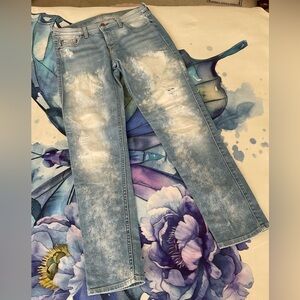 Distressed Light Blue Jeans